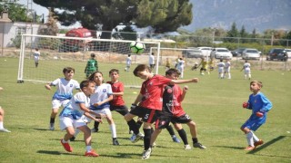 Geleceğin yıldızları 19 Mayıs için hünerlerini sergiledi