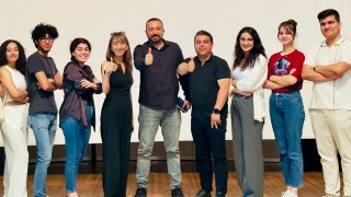 Genç Tiyatrocular 15 Temmuz Şehitler Amfisi’nde Yeteneklerini Sergiledi
