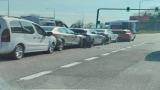 Giresunda zincirleme trafik Kazası: 2 yaralı