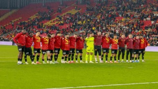 Göztepe, Adana Demirspor deplasmanında