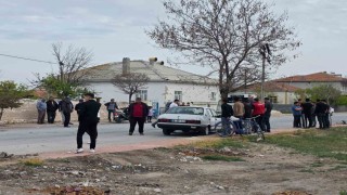 Gözü çıkıp yola fırlayan sürücü hayatını kaybetti