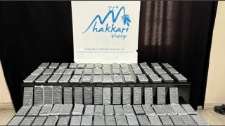 Hakkaride 136 adet kaçak cep telefonu ele geçirildi