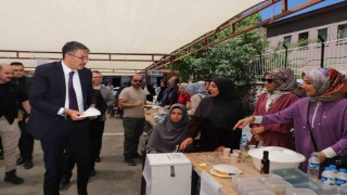 Hakkaride cami yararına hayır çarşısı kuruldu