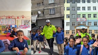 Hakkaride minik öğrencilere trafik eğitimi