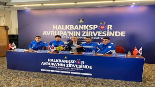 Halkbank Ankara Başantrenörü Stoytchev: Dörtlü finale savaşmaya hazır gidiyoruz, hiçbir takımdan korkmayacağız
