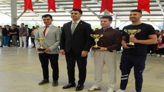 Hisarcıkta yarışmalarda dereceye giren öğrenciler ödüllendirildi