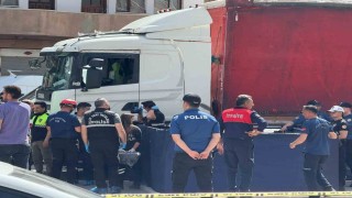 Iğdırda karşıdan karşıya geçmeye çalışan kadın hayatını kaybetti
