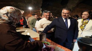 Iğdırın yöresel lezzetleri ve coğrafi işaretli ürünleri tuz mağarasında tanıtıldı