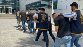 İki kişinin yaralandığı silahlı kavgada 5 kişi gözaltına alındı