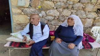 İlk aşkını alamayan Mehmet Reşit dede, 3 evlilik yapıp 28 çocuğundan ilkinin adını sevdiği kadın Rağdanın ismini koydu