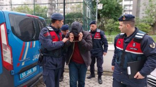 İnternetten izleyip 5. kattaki evini uyuşturucu tarlasına çeviren şahıs tutuklandı