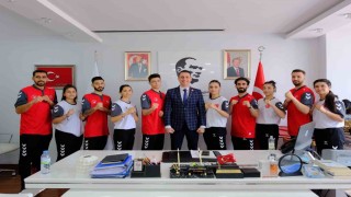 İşitme Engelliler Milli Takımından, Başkan Tanrıkuluna ziyaret