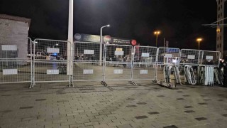 İstanbulda 1 Mayıs nedeniyle bazı yollar trafiğe kapatıldı