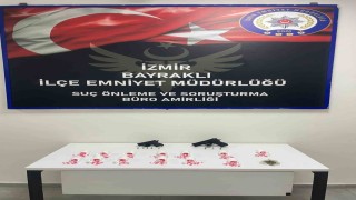 İzmirde zehir taciri 3 şüpheli yakalandı