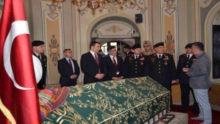 Jandarma Genel Komutanı Orgeneral Ali Çardakçı, Ertuğrul Gazi Türbesinde dua etti