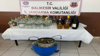 Jandarmadan kaçak alkol operasyonu