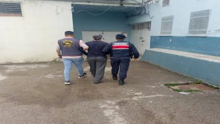 JASAT aranan iki şahsı yakaladı