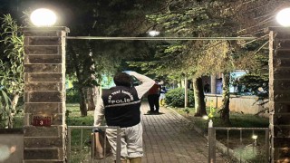 Kadıköyde apartman dairesinde yangın: 1 kişi hayatını kaybetti