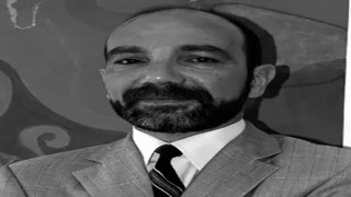 Kadıköyde Yazar Süha Oğuzertem yangında hayatını kaybetti