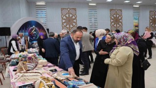 Kadınlar festivalde emeklerini sergiledi