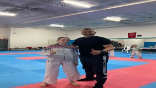 Kahvecigil, Karate Şampiyonasında Türkiyeyi temsil edecek