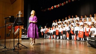 KAMEK Çocuk Korosu'ndan NFK Kültür Merkezi'nde Unutulmaz Konser