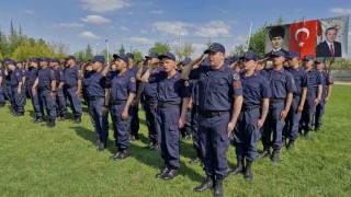 Karamanda 34 özel birey yemin ederek bir günlük asker oldu