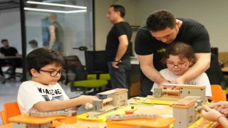 Kartalda bilim ve teknoloji dolu bir gün: ‘Maker Faire Mini panayırı yoğun ilgi gördü