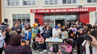 Kastamonu Üniversitesinde otizmli çocuklar doyasıya eğlendi