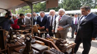 Kastamonuda kursiyerlerin eserleri ve el emeği ürünleri beğeniye sunuldu