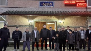 Kaymakam Kahraman, sabah namazında vatandaşlarla buluştu