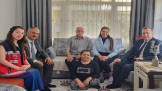 Kaymakam Kapankayadan engelli çifte anlamlı ziyaret