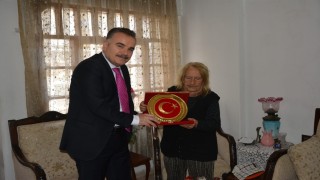 Kaymakam Odabaştan Hayırsever Kıyakoğluna vefa ziyareti