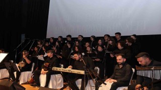 KEAL Türk Halk Müziği Korosu konseri büyük beğeni topladı