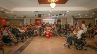 Keçiörende ‘Engelliler Haftası ve ‘Anneler Günü birlikte kutlandı