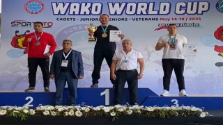 Kemerin Kick Boks sporcuları dünya şampiyonasından dört madalyayla döndü