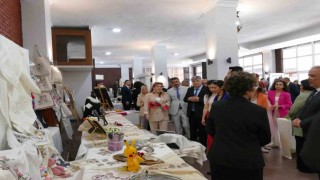 Kilimli Halk Eğitim Merkezi Müdürlüğünden yıl sonu sergisi