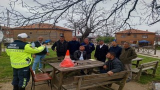 Kırklarelinde traktör sürücüleri bilgilendirildi