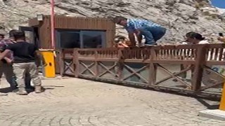 Kızılbük Proje alanına giden çevreciler, güvenlik görevlisini tokatladı