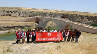 Kızılin Vadisinde ‘Ailemiz, geleceğimiz pankartı açıldı