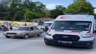 Kontrolden çıkan motosiklet devrildi, sürücüsü yaralandı