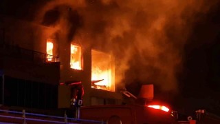 Konyada 4 katlı apartmanda patlama ve yangın: 1i ağır 12 yaralı