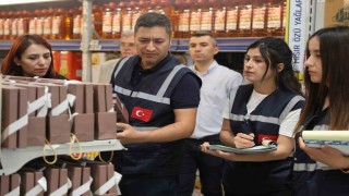 Konyada bayram öncesi marketlerde denetim