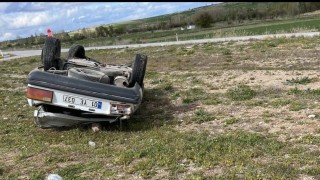 Konyada otomobil devrildi: 3 yaralı