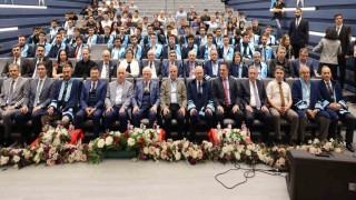 KOStaki yüksekokul ilk mezunlarını verdi