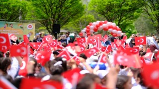 Kuran kursları yılsonu şenliği renkli görüntülere sahne oldu