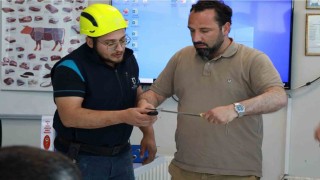 Kurban kesim kursuna yoğun ilgi