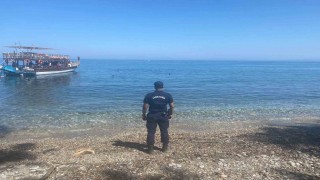 Kuşadası Milli Parkında yasaklı alana giren 8 kişiye cezai işlem uygulandı