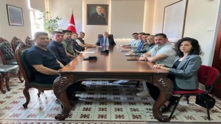 Kuşadasında yaban domuzu sorunu görüşüldü