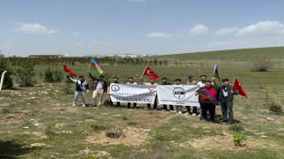 Kütahyada Azerbaycan Ulusal Lideri Haydar Aliyev hatırasına 102 fidan dikildi